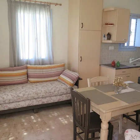 Kaminaki Amorgos Ormos Aigialis