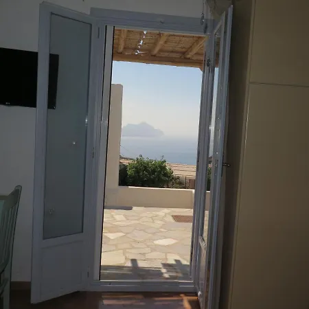 Kaminaki Amorgos * Ormos Aigialis